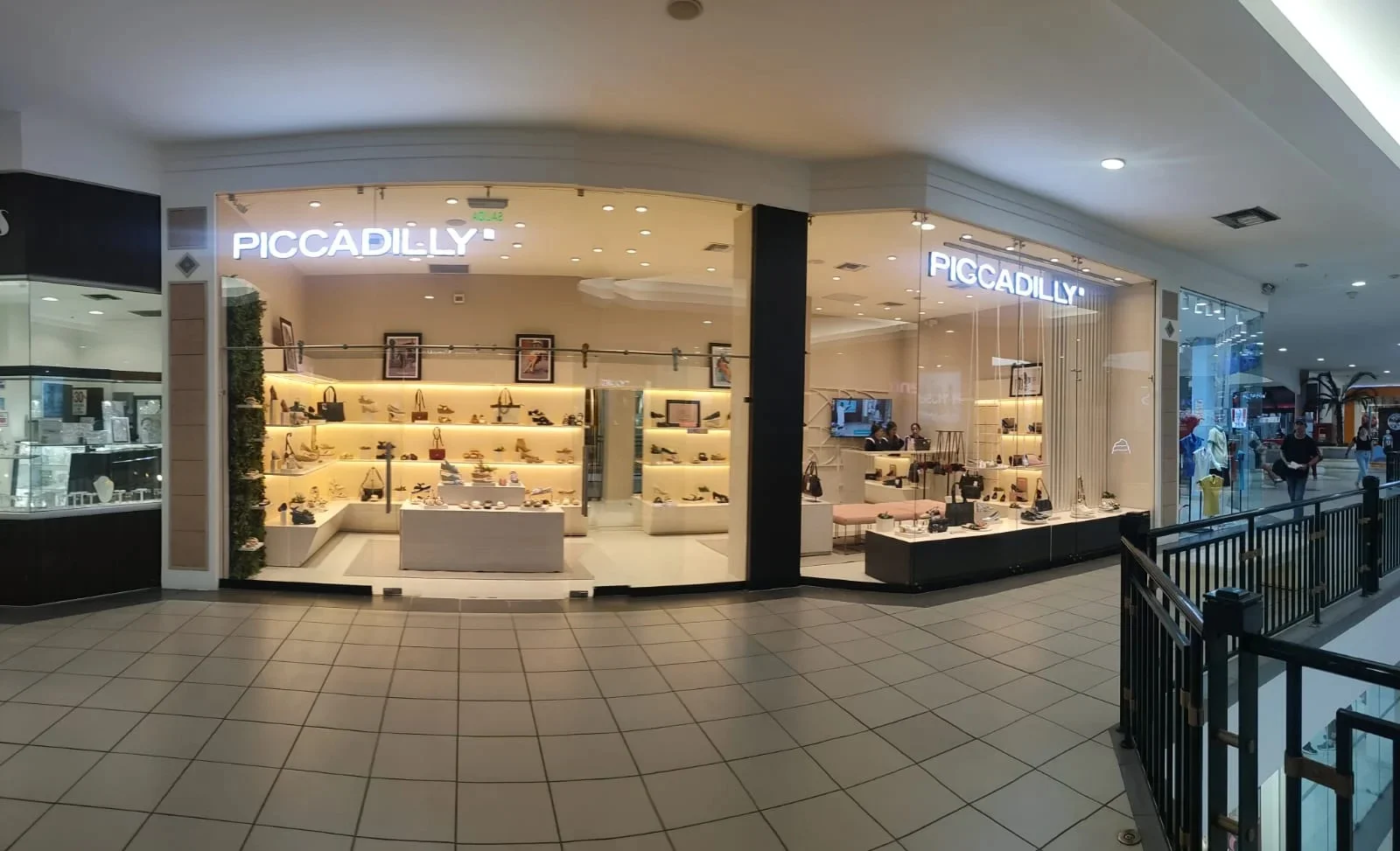 Piccadilly Portoviejo